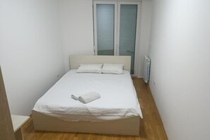 2 bedrooms, WiFi - Skopje City Apartment 3 (Skopje)