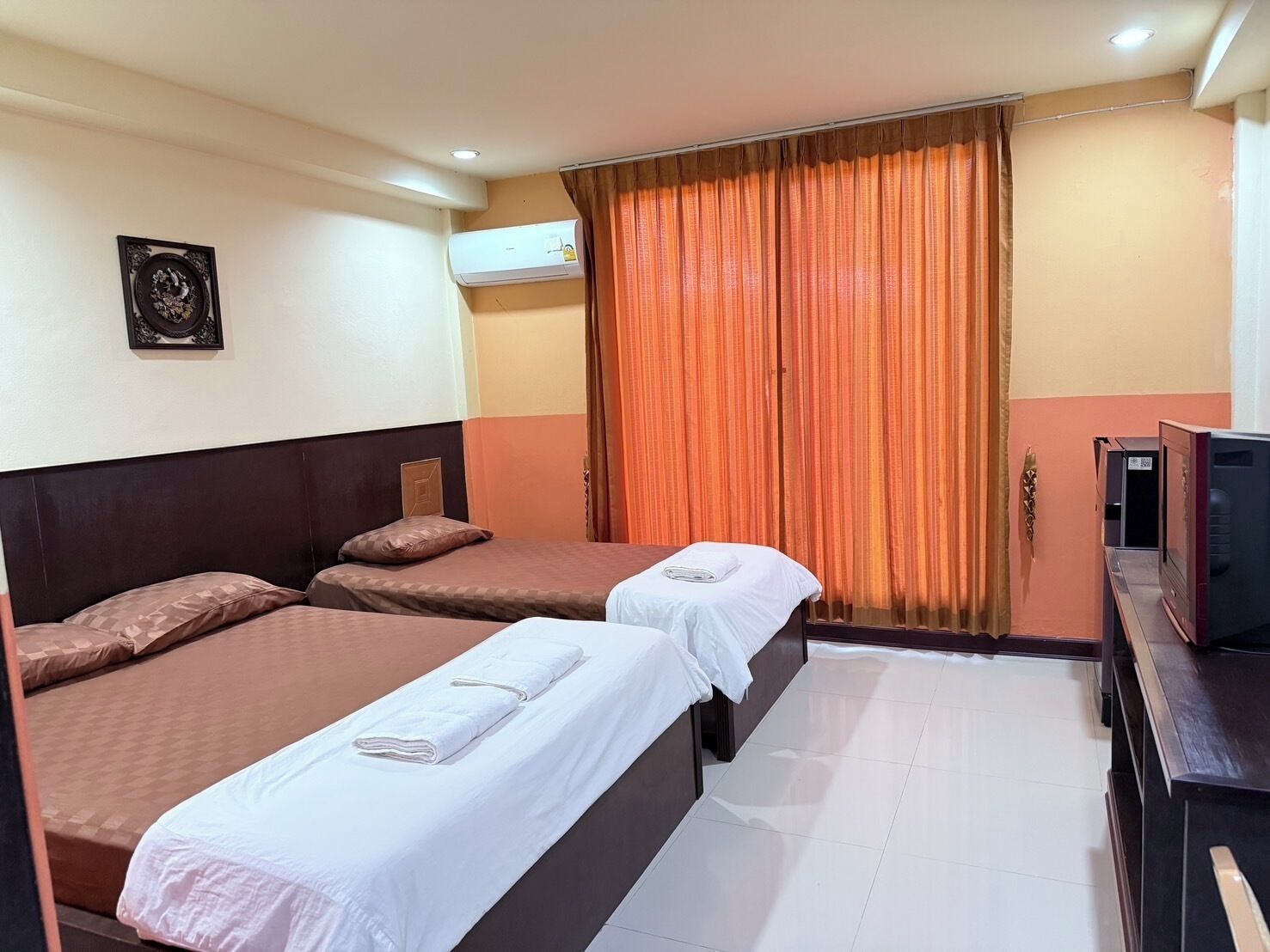 Family Triple Room, Garden View | Wi-fi percuma 