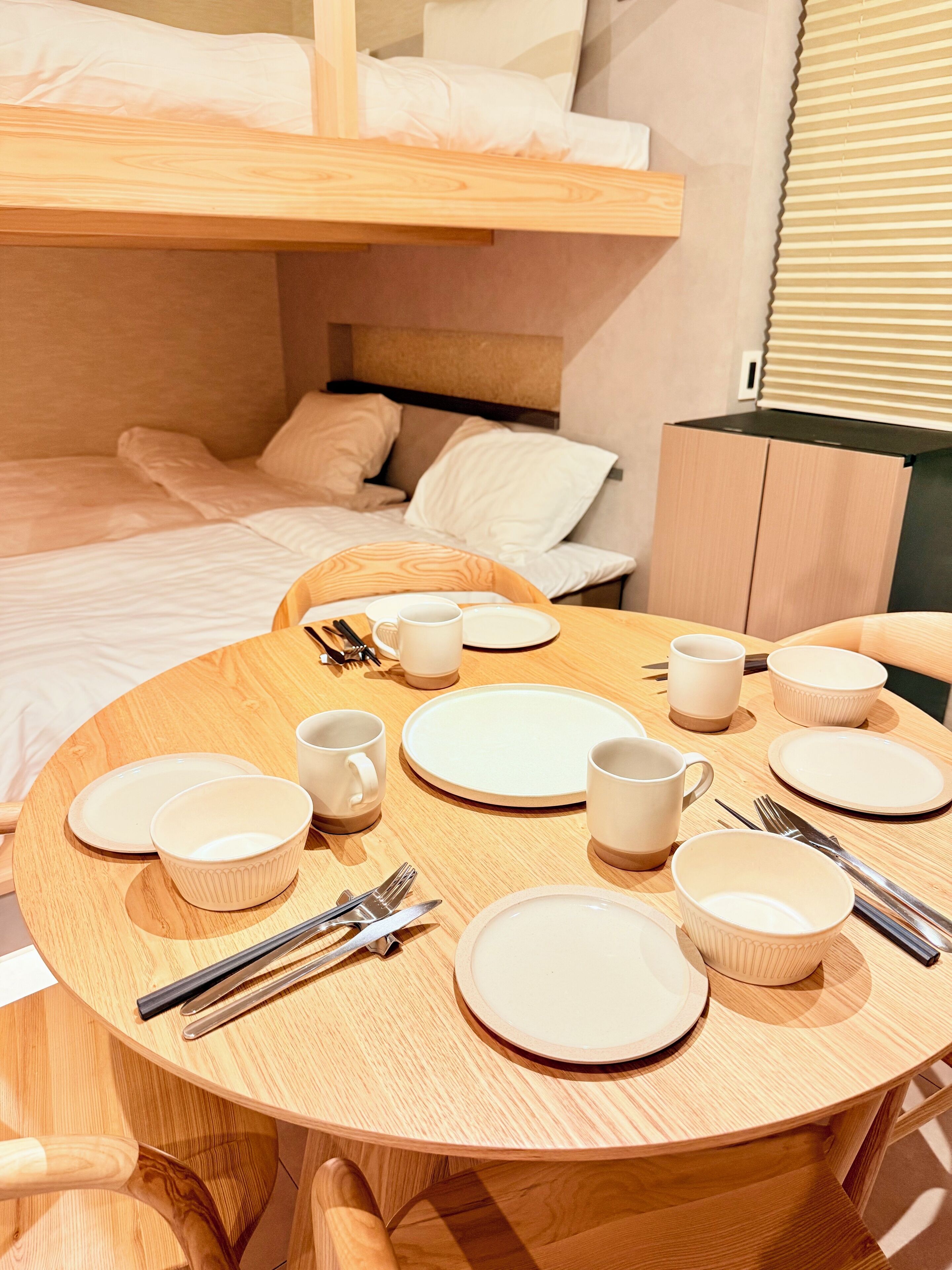 Design Quadruple Room | Desk, free WiFi