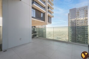 Familjelägenhet - balkong - utsikt mot staden | Balkongutsikt