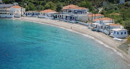 Agali Beach - Studio with Garden View in Chios