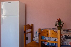 Dining - Agali Beach - Sea View Apartment in Chios (Marmaro)