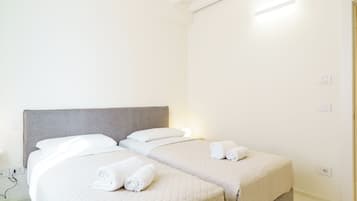 In-room safe, iron/ironing board, free WiFi