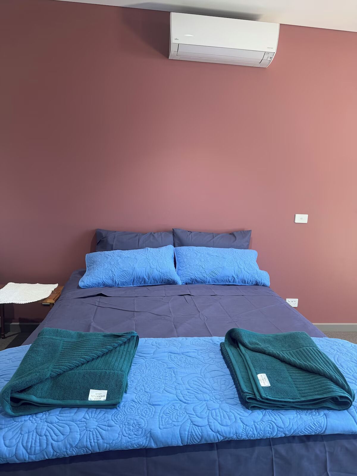 1 bedroom, iron/ironing board, bed sheets