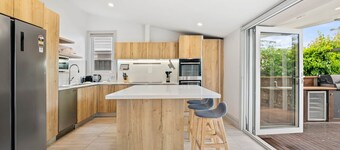 Renovated Victorian home with garden, Brunswick