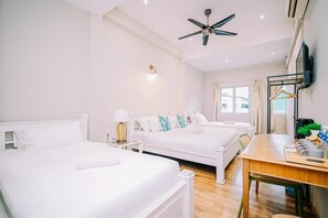Iron/ironing board, free WiFi - Swing & Pillows at Jonker Street Malacca (Malacca City)