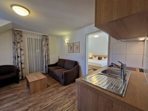 Premium Apartment im Apartmenthaus | Ropa de cama hipoalergénica, escritorio, wifi gratis y ropa de cama 