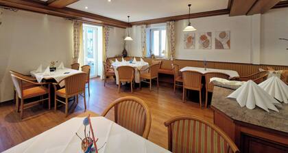 Blume Hausach I Hotel & Restaurant