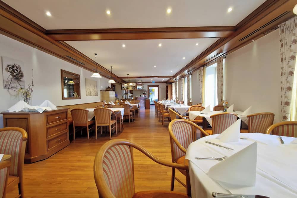 Blume Hausach I Hotel & Restaurant