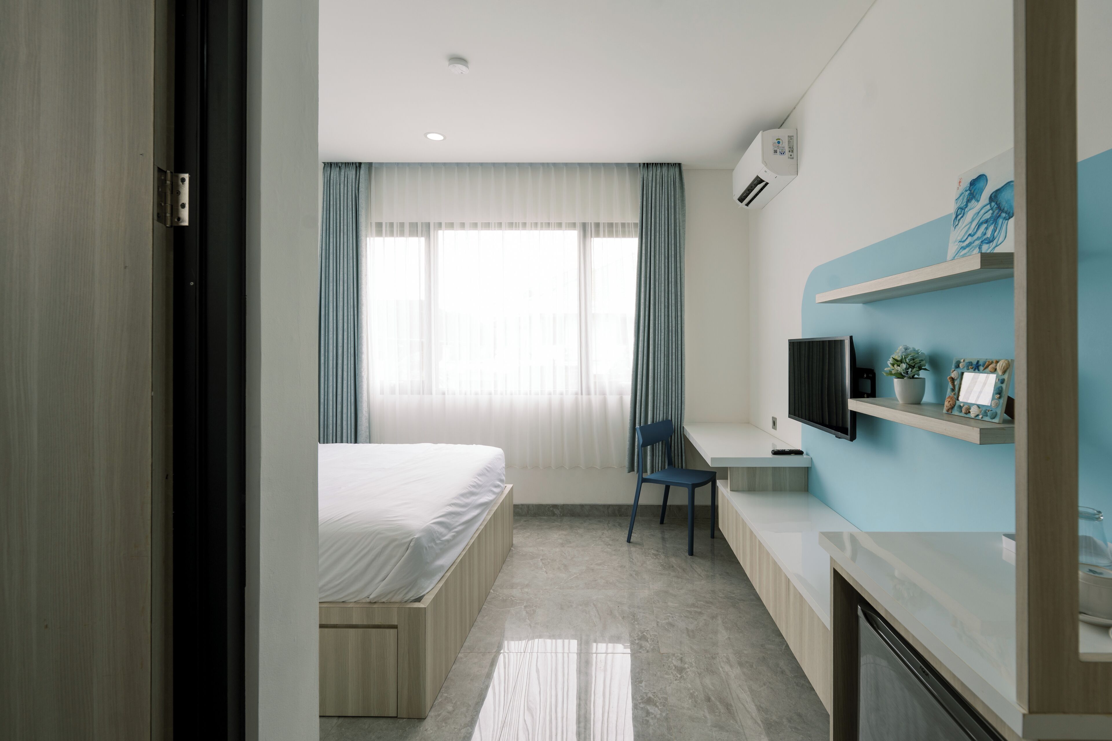 Apartamento Deluxe | Caja fuerte, escritorio, espacio para trabajar con un portátil