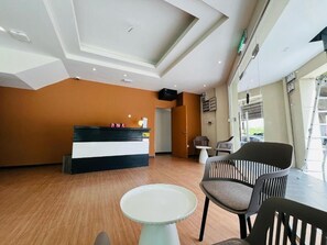 Lobby - Swing and Pillows at Mahkota Parade (Melaka)