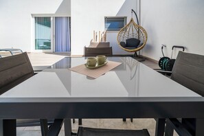 Outdoor dining - Mediterranea Suite (Avola)