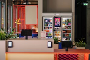 Mostrador de check-in y check-out