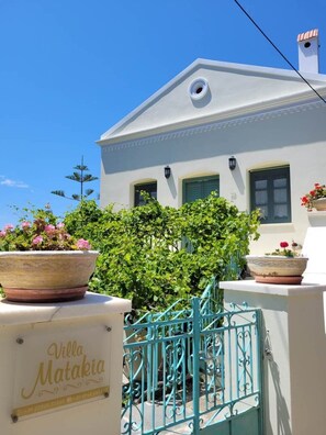 Exterior detail - Villa Matakia  (Naxos)