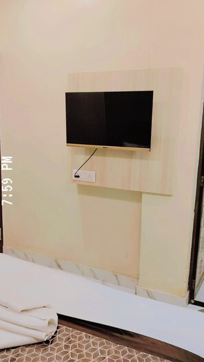 Free WiFi - Shri Hari Kripa Residency (Varanasi)