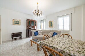 House - Comfort Home in Sanremo by Wonderful Italy (Sanremo)