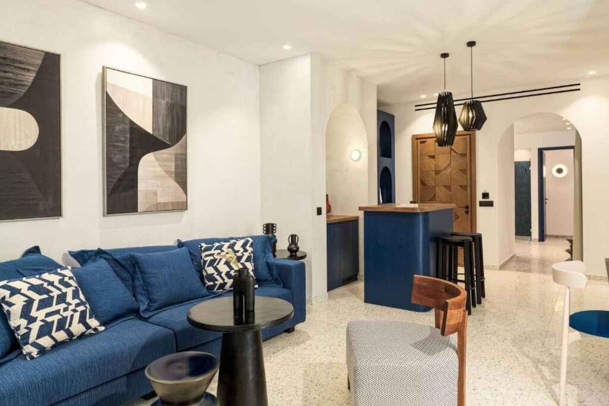 Alcove Villa with Private Pool and Outdoor Jetted Tub