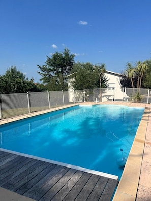 Piscine extérieure