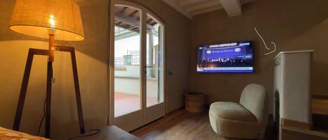 2 habitaciones, tabla de planchar con plancha, wifi y ropa de cama