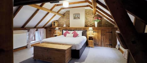 1 bedroom, iron/ironing board, travel cot, bed sheets