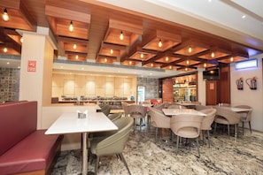 Restaurant - Trayee International (Digha)