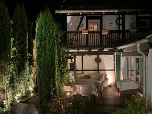 Outdoor dining - Welcome to Anno 1860 - exclusive time out for two (Dattenberg)