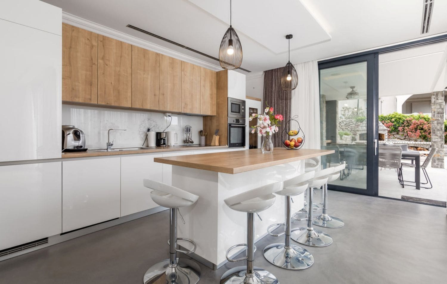 Comfort Villa, 4 Bedrooms, Private Pool, Garden View | Private kitchen | Fridge, microwave, oven, stovetop