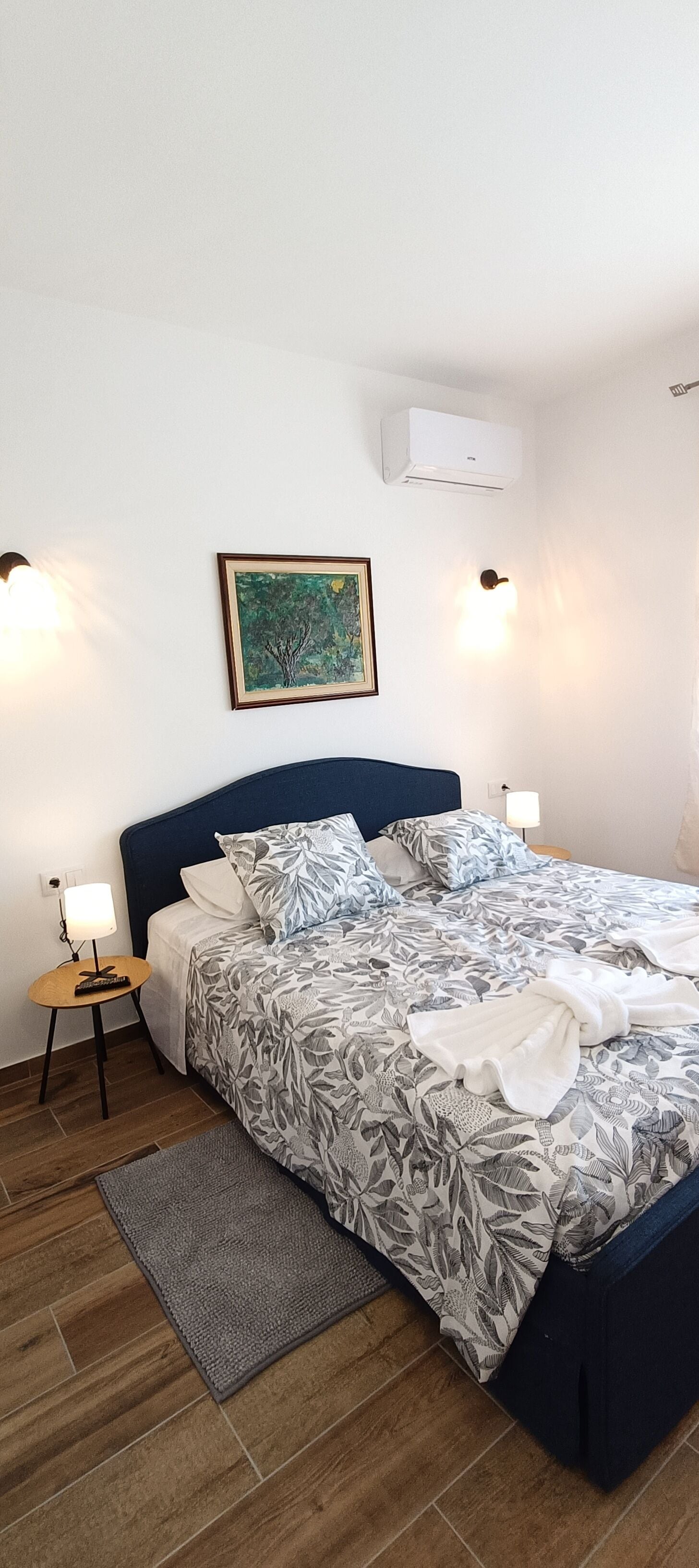 Chambre Confort double ou avec lits jumeaux | Accès au Wi-Fi (inclus)