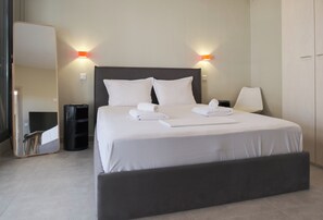 1 habitación, tabla de planchar con plancha, internet y ropa de cama 