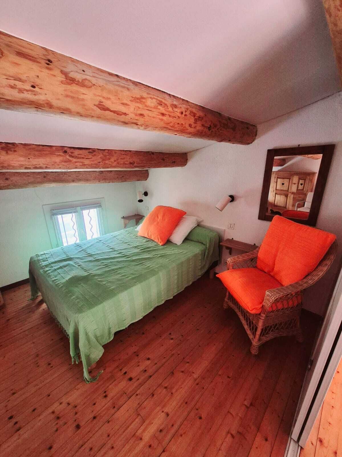 1 bedroom, travel crib, free WiFi, bed sheets