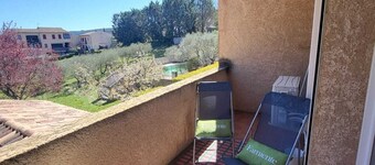 Furnished duplex in a small condominium for curists or families