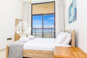 Apartment, Balcony, Canal View - Bloomfields 1Br Avenue Suite Bingha (Dubai)