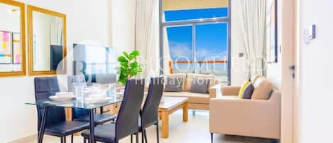 Apartment, Balcony, Canal View | Interior