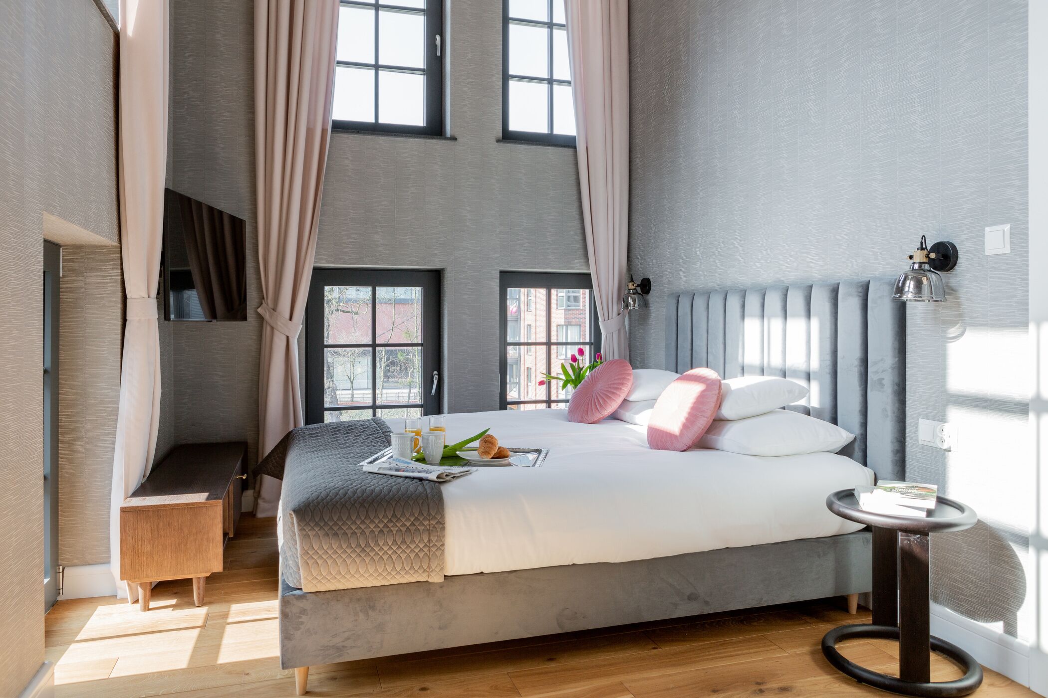 Deluxe-Apartment | Bügeleisen/Bügelbrett, Babybetten, kostenloses WLAN, Bettwäsche