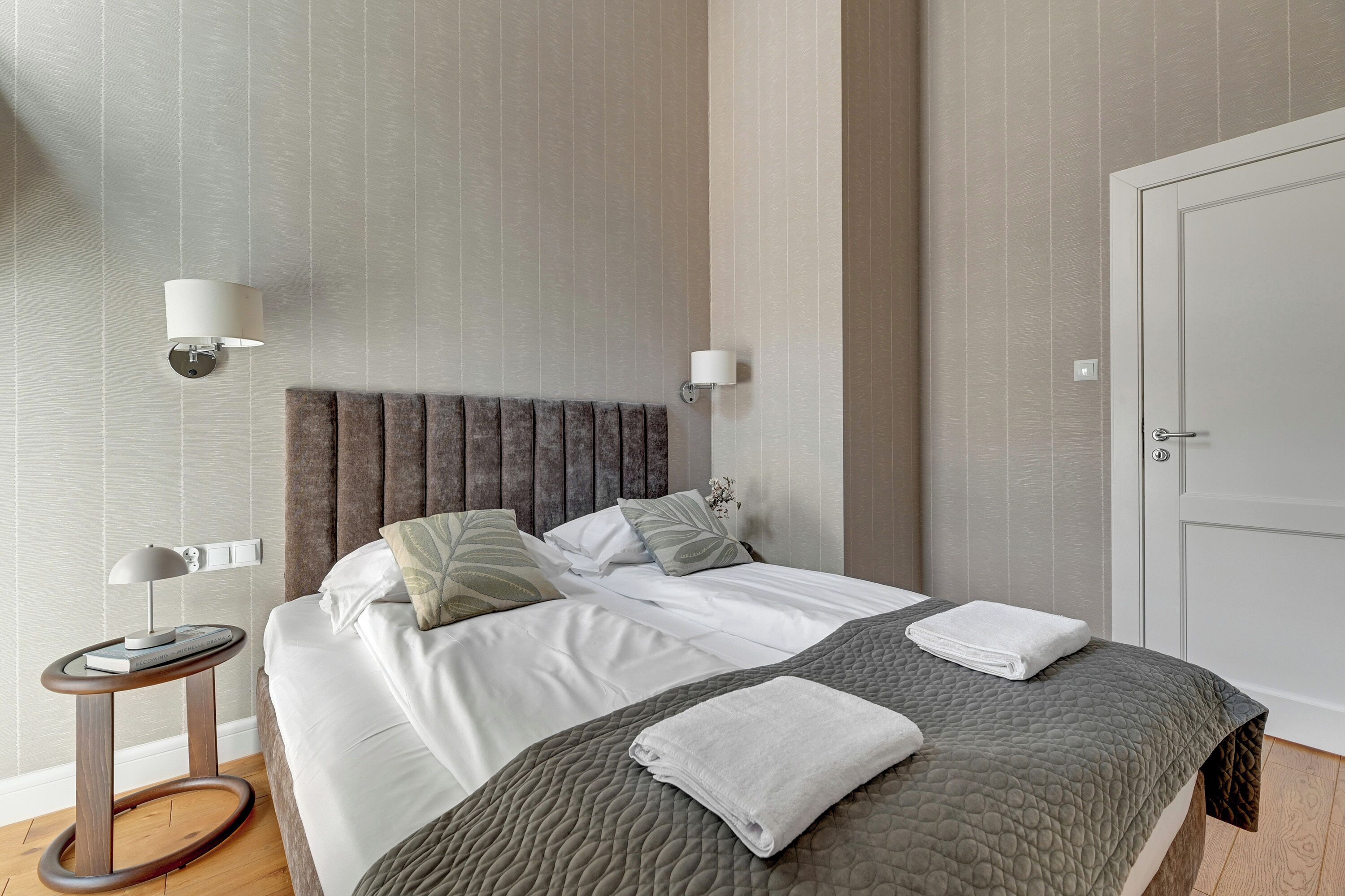 Deluxe-Apartment | Bügeleisen/Bügelbrett, Babybetten, kostenloses WLAN, Bettwäsche