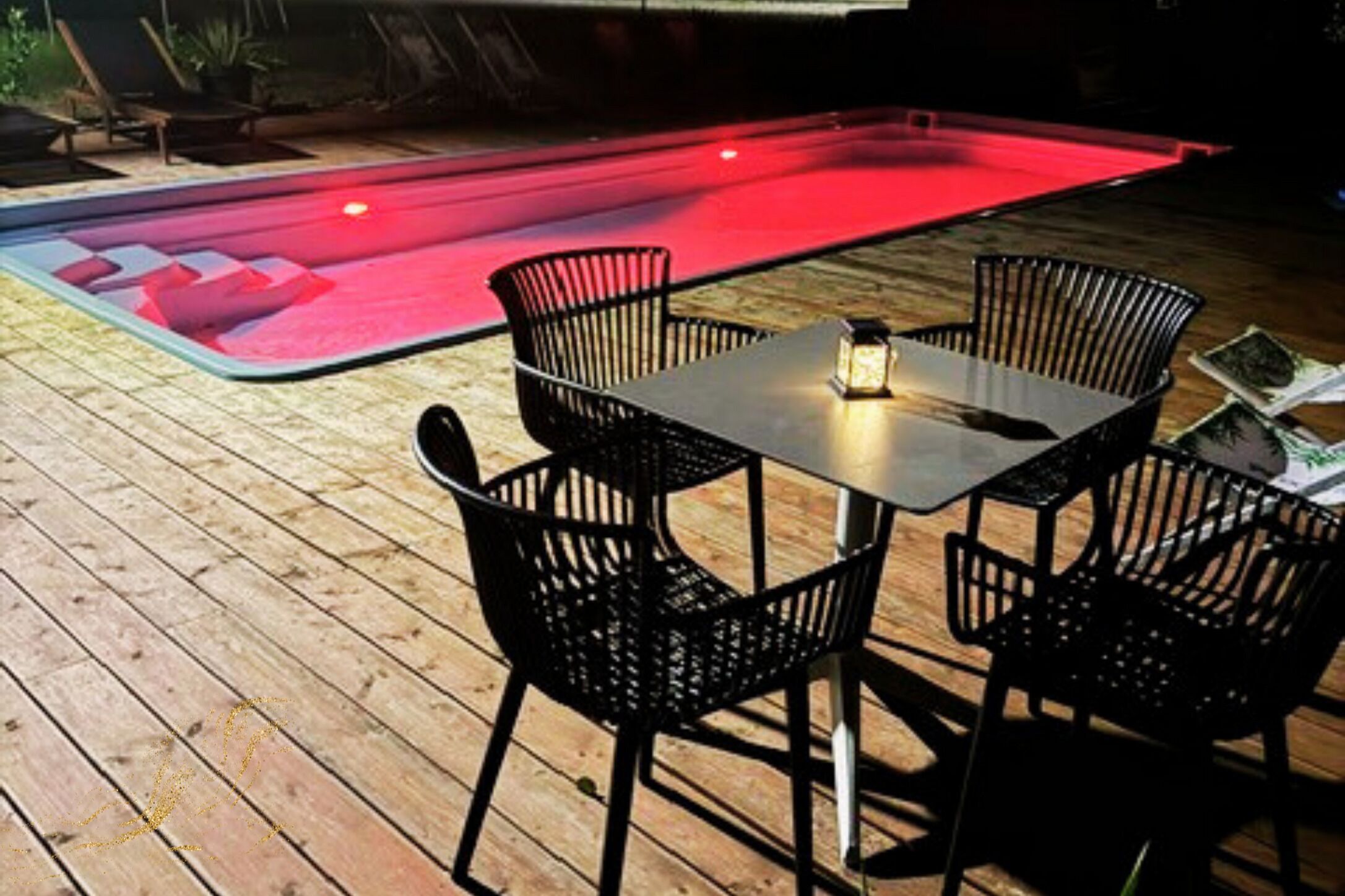 Seasonal outdoor pool, open 10:00 AM to 8:00 PM, pool umbrellas