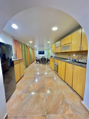 Microones, forn i placa de cuina 