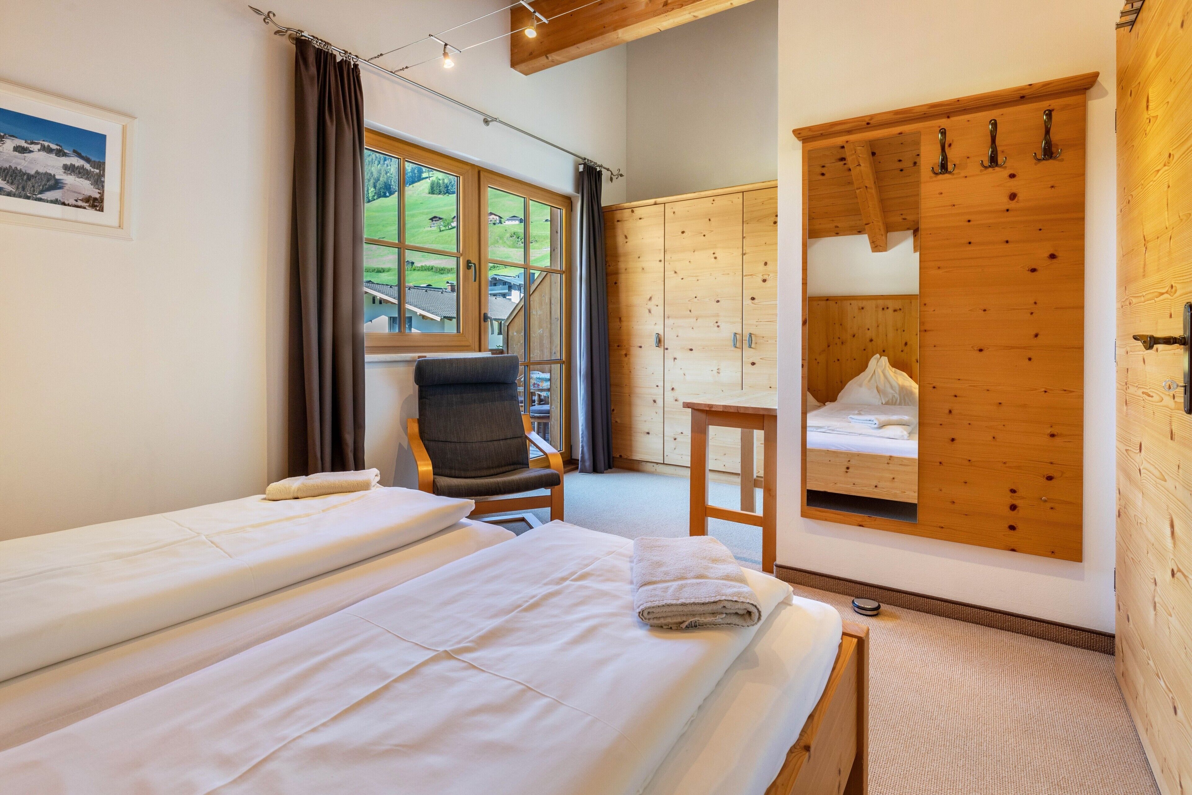 2 bedrooms, WiFi, bed sheets