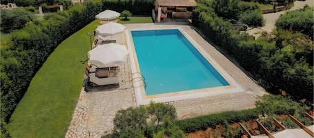 Pool. Apartment 'Two-Bedroom 1' with Sea View, Wi-Fi and Air Conditioning