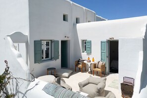 Terrace/patio - Mykonos Pool House 7 with shared pool - My Rental Homes (Mykonos)