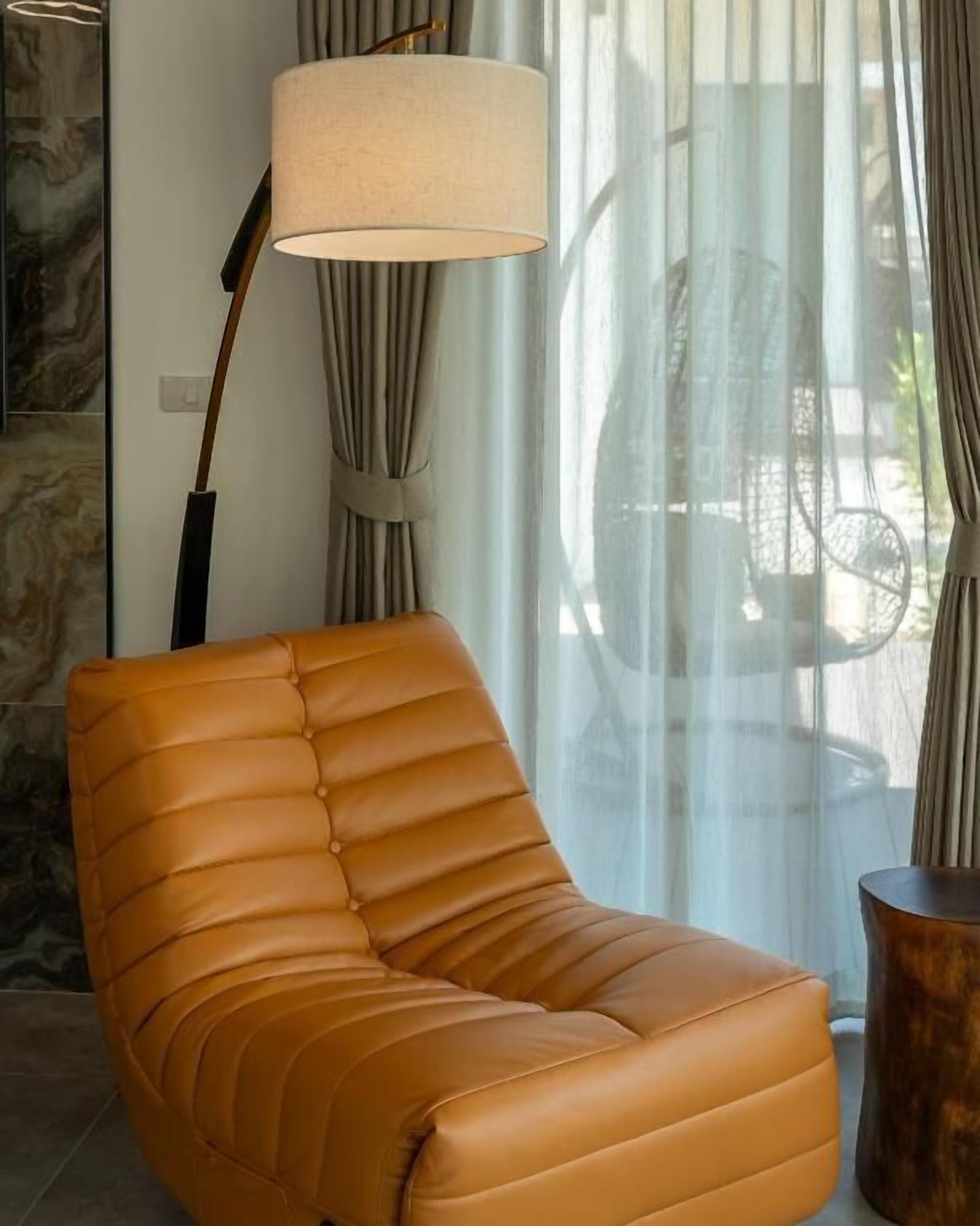 Deluxe Villa, Balcony, Garden View | Interior