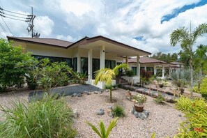 Deluxe Villa, Balcony, Garden View | Exterior - SHI Phangan Villas (Koh Phangan)