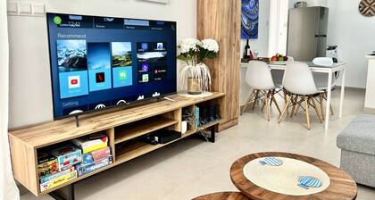 143 LCA - Stay Blue House