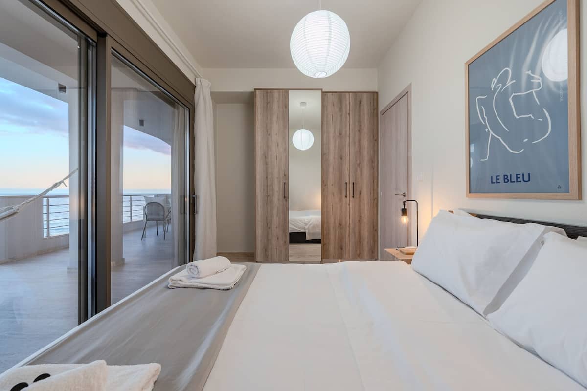 Villa, 2 Bedrooms, Private Pool, Sea View | 2 bedrooms, free cribs/infant beds, bed sheets