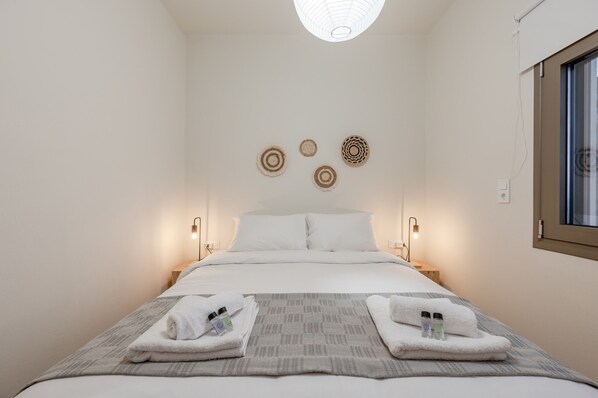 Villa, 2 Bedrooms, Private Pool, Sea View | 2 bedrooms, free cribs/infant beds, bed sheets - Kedros Villa Exi (Viannos)