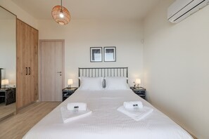 2 개의 침실, 무료 유아용 침대, 침대 시트