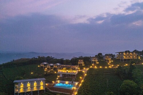 The Hosteller Bam Vagamon