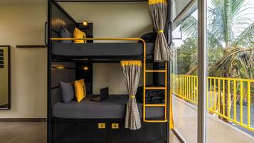 Bed in 4 Bed Female Dormitory with Garden View | Free WiFi