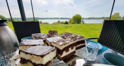 Apartment „Seeblick“ mit Seeblick, privater Terrasse und WLAN