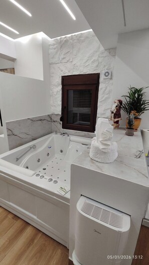 Free WiFi - Lūma Retreat (Kastoria)